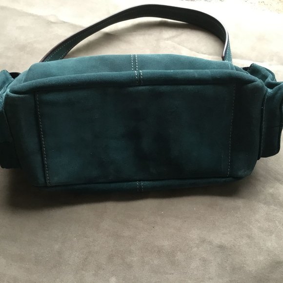 Fossil Green Suede Purse - Picture 3 of 10
